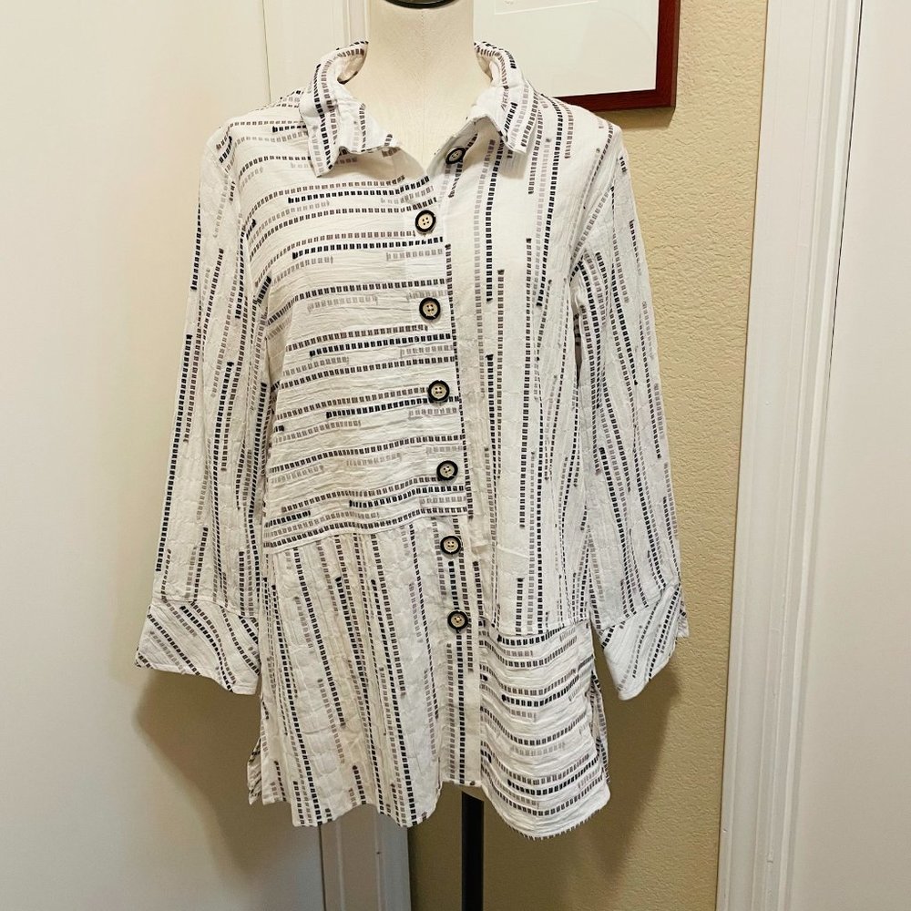 Habitat white/gray/black tunic